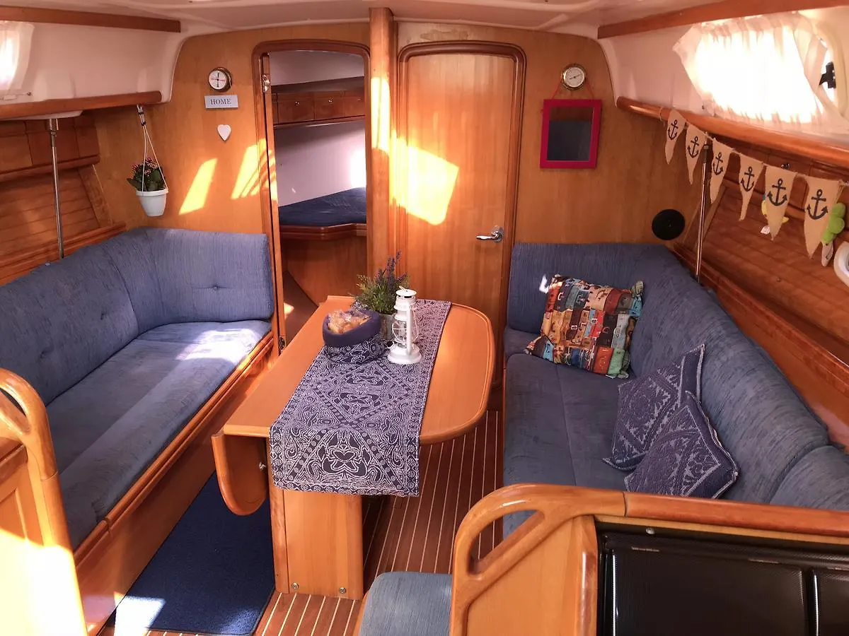 Wind Sardinya Sail Charter Boat Hotel Alghero
