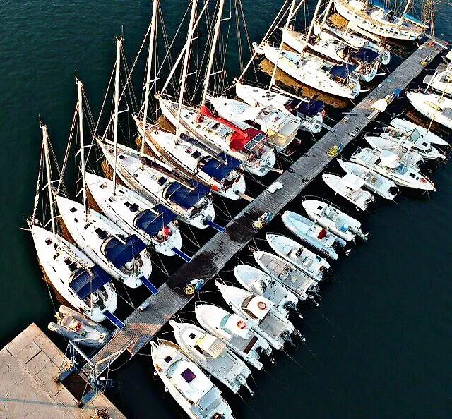 *** Úszó hotel Wind Sardinya Sail Charter Boat Hotel Alghero Olaszország